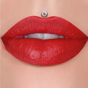 Jeffree Star Velvet Trap Lipstick In Confessional - Red